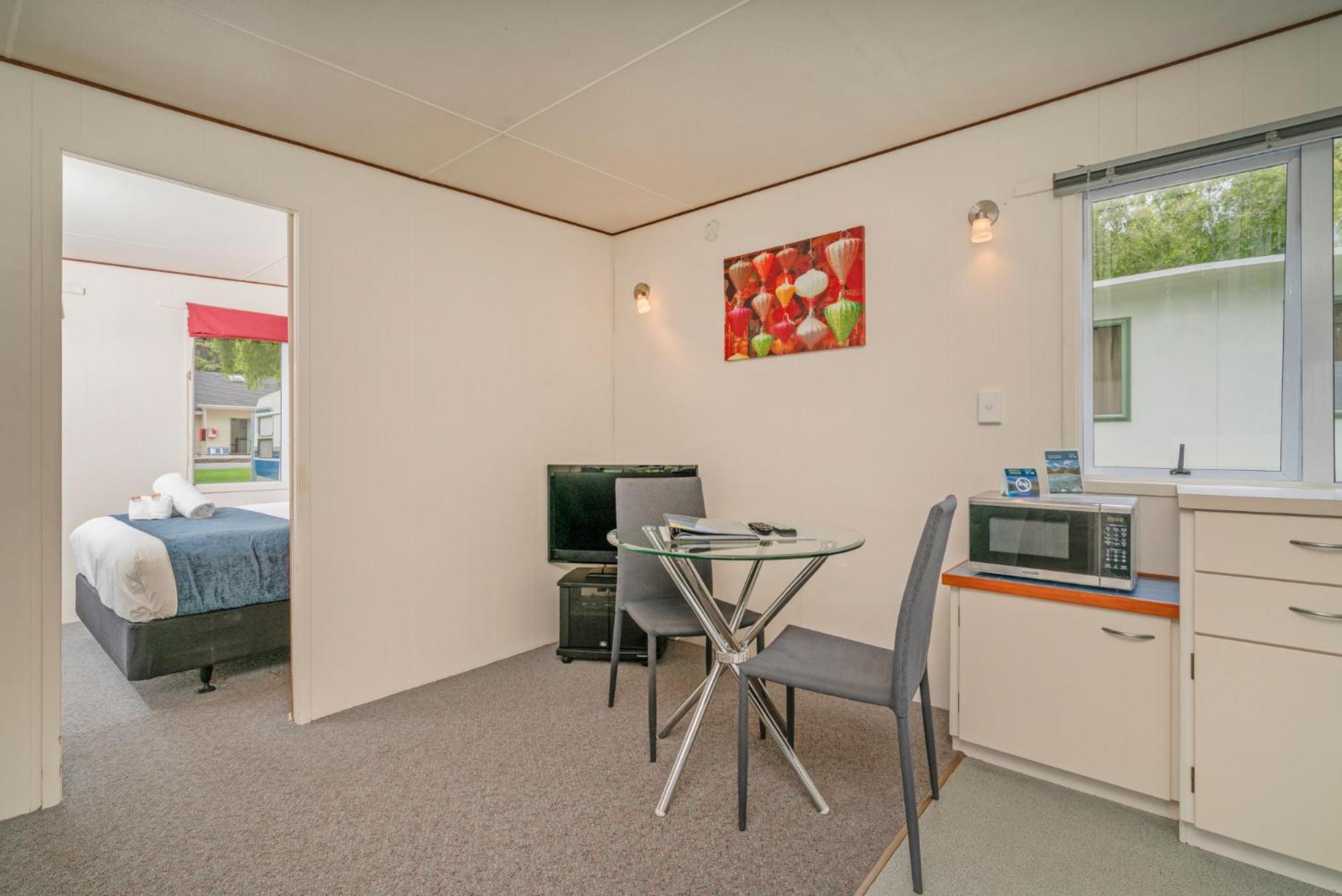 Coromandel Shelly Beach Top 10 Holiday Park Exteriör bild