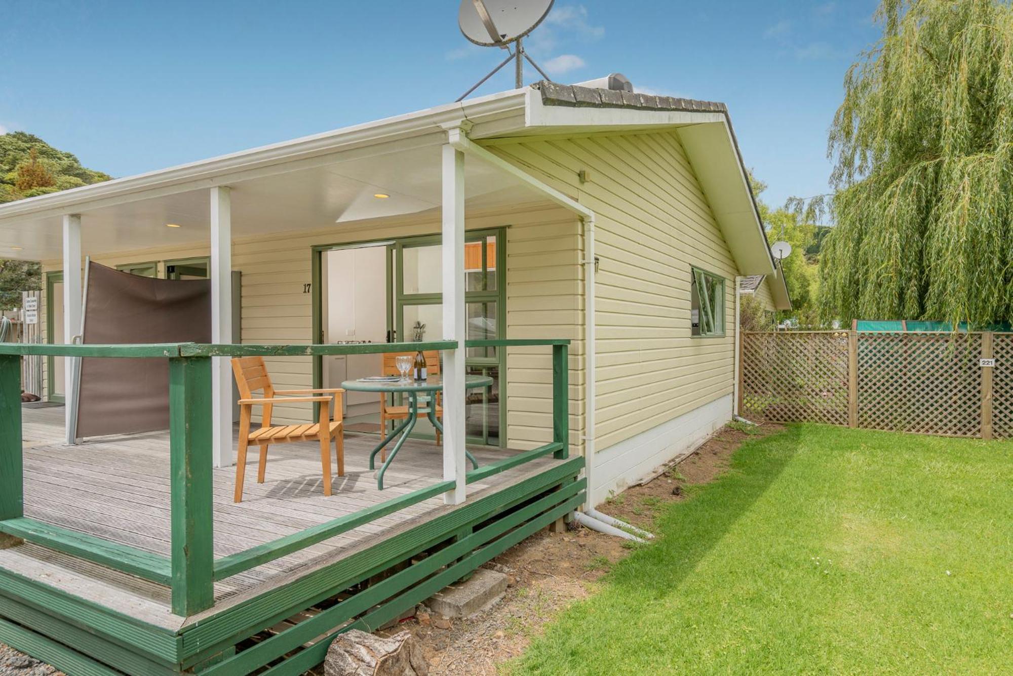 Coromandel Shelly Beach Top 10 Holiday Park Rum bild