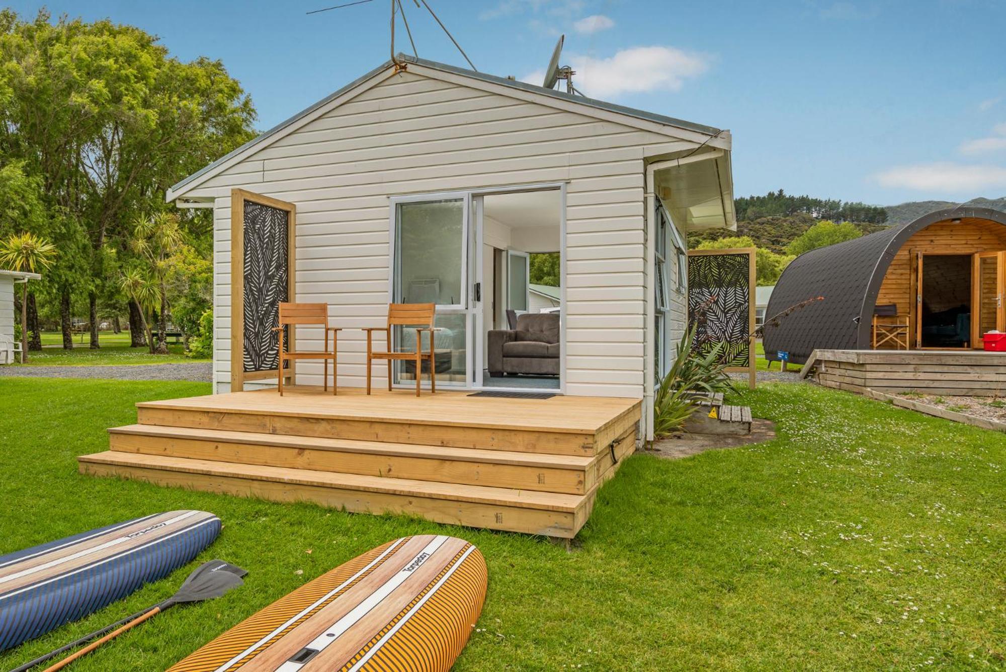 Coromandel Shelly Beach Top 10 Holiday Park Rum bild